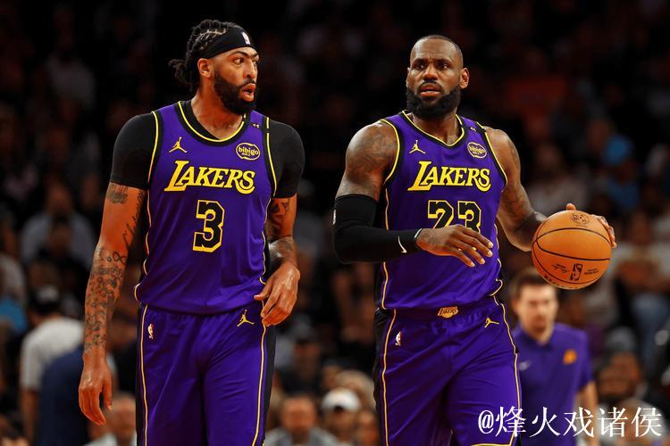 浓眉伤退詹姆斯三双 湖人主场狂胜猛龙喜迎5连胜 浓眉伤退詹姆斯三双 湖人主场狂胜猛龙喜迎5连胜